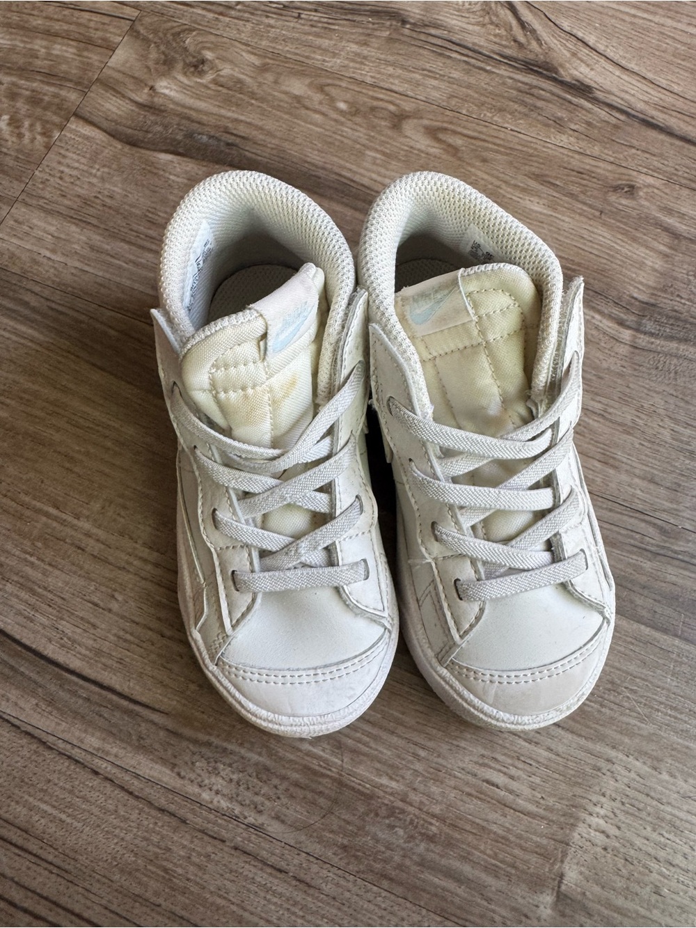 Nike toddler blazer sneakers white size 9